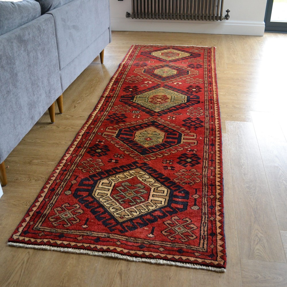 Meshkin 16630 Traditional Hand Knotted Wool Runner Rug in Red